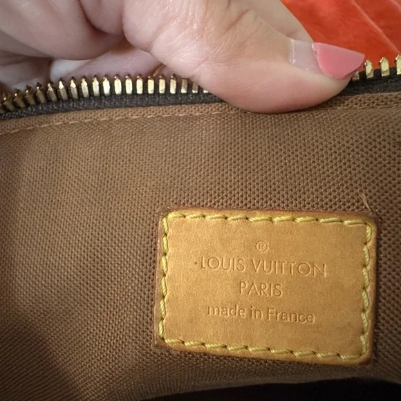 Louis Vuitton Tivoli GM Brown Monogram Tote - Picture 8 of 16